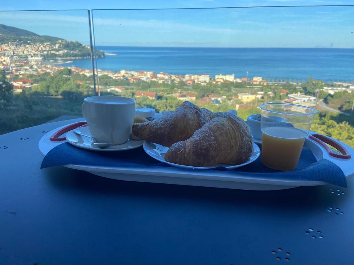 Bed and Breakfast A La Puesta Del Sol Agropoli Exterior foto